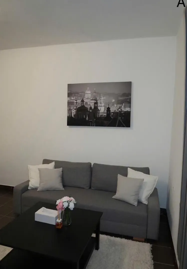 Stunning Apartment In Prague 3