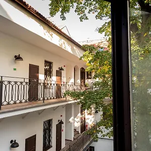 Sir Toby's Midtown Хостел