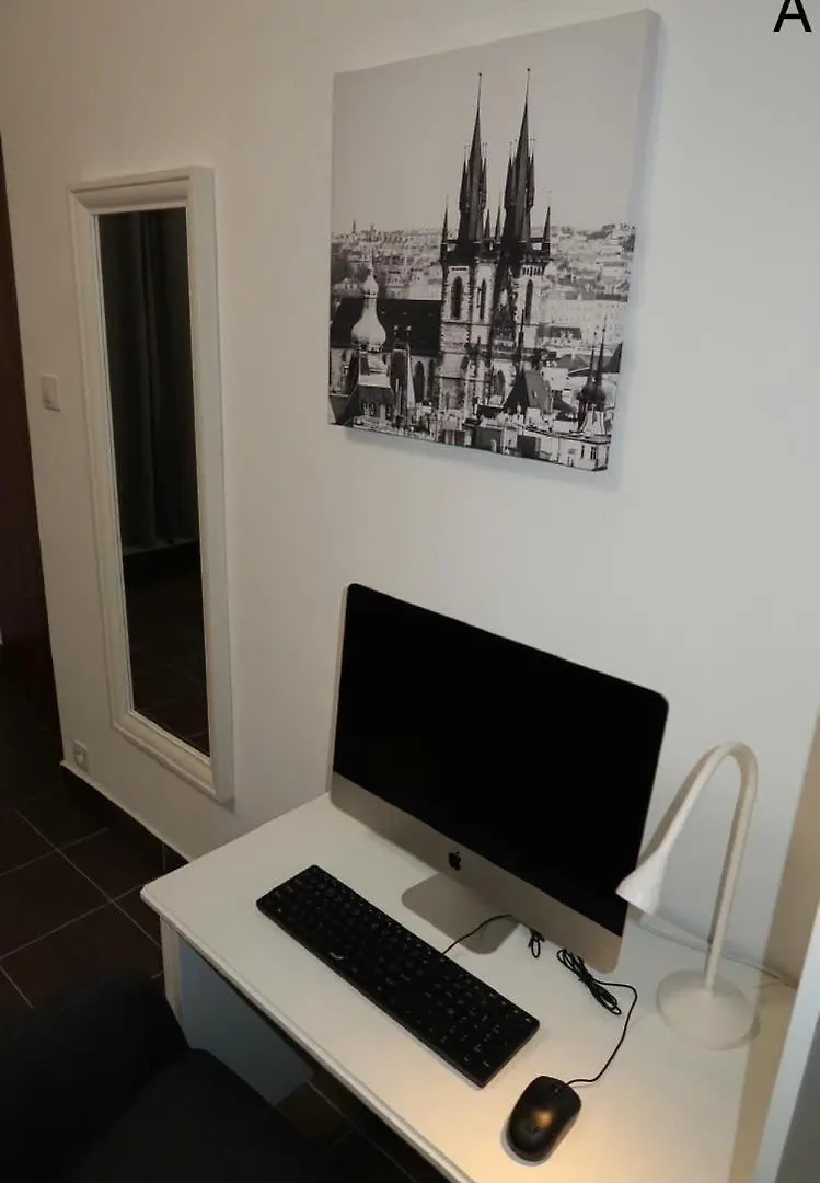 Stunning Apartment In Prague 3 צ'כיה